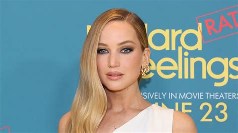 jennifer lawrence nude pic|Jennifer Lawrence shocks fans by getting completely naked in。